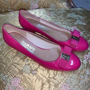Ferragamo Vara 1 Patent Bow Pumps